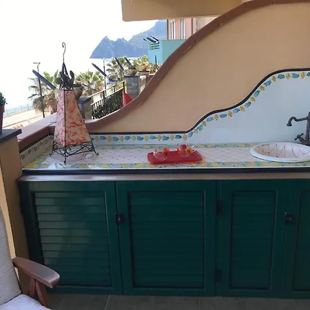 La Casa Di Edo SantʼAlessio Siculo